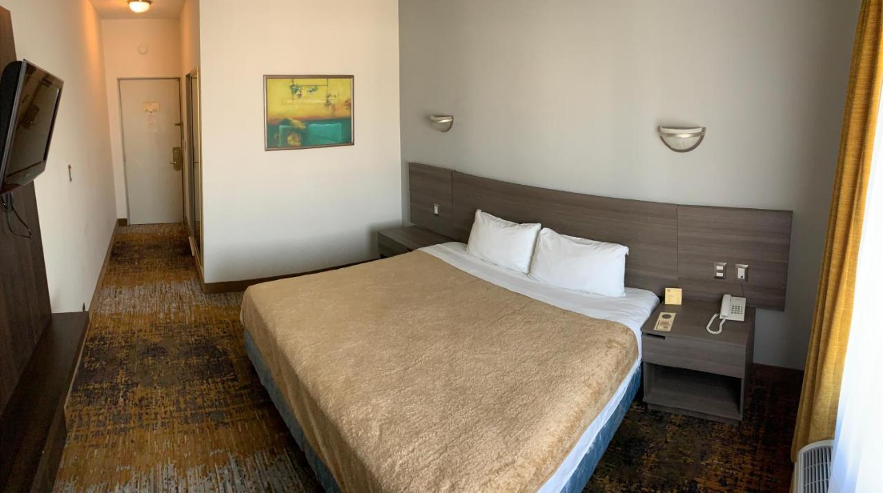 Fastos Hotel Monterrey Eksteriør billede