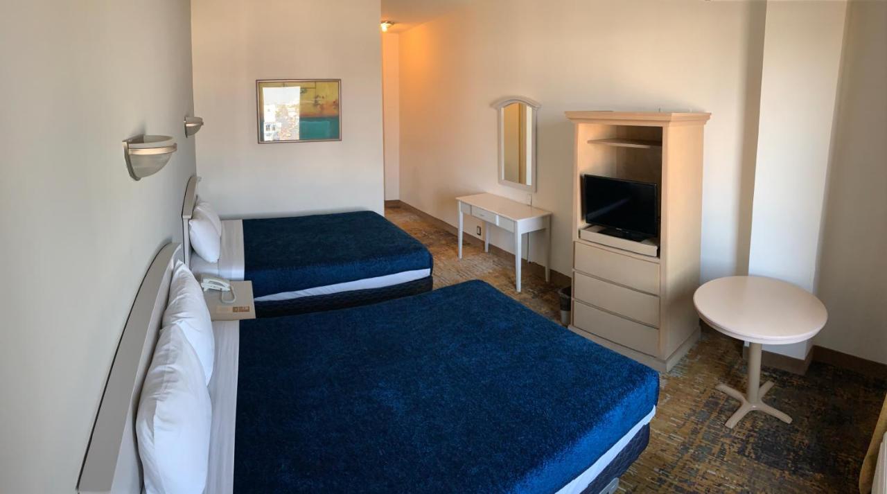 Fastos Hotel Monterrey Eksteriør billede