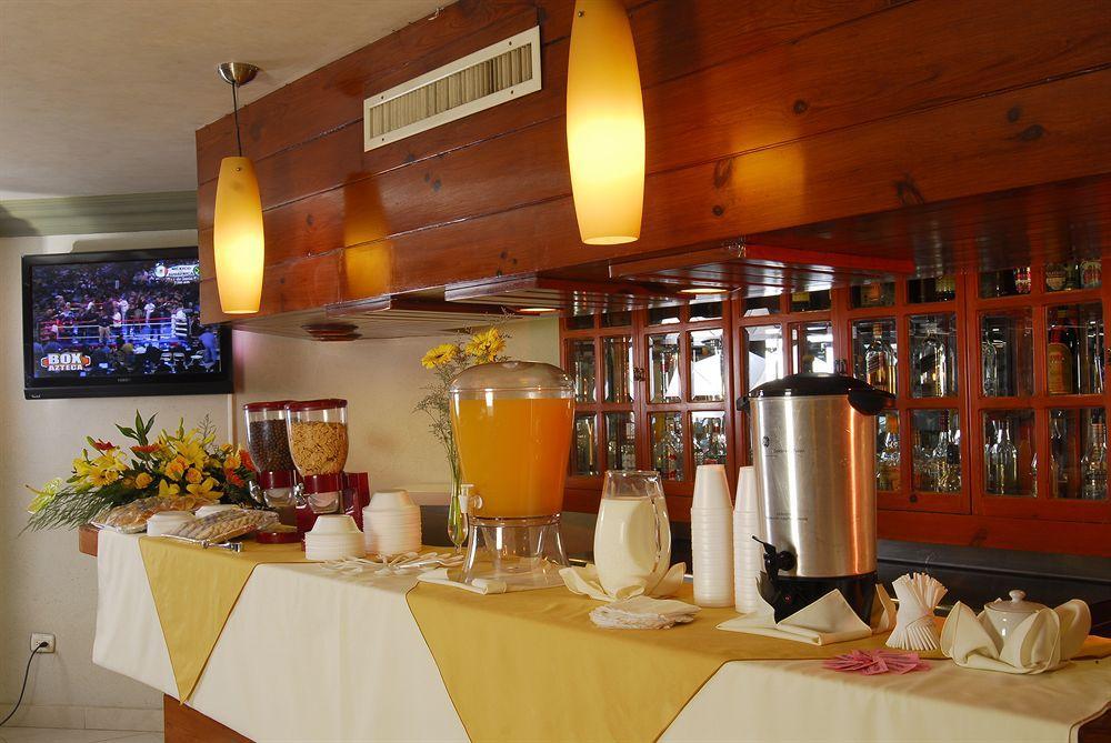 Fastos Hotel Monterrey Eksteriør billede